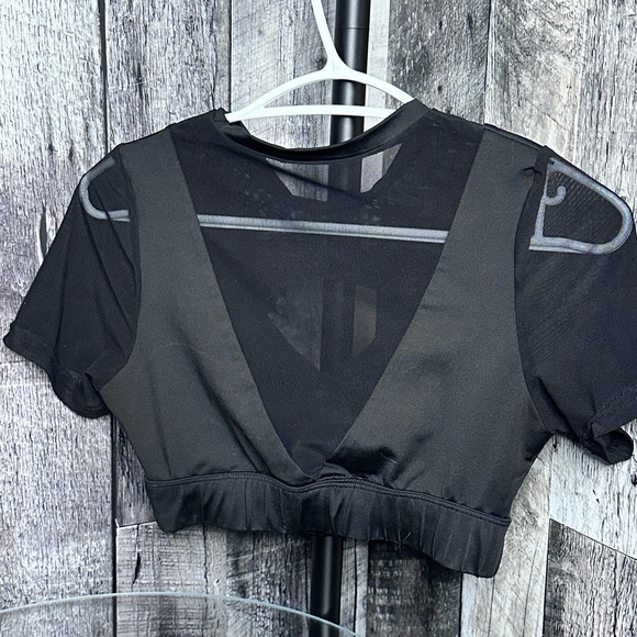 Sexy Crop Tee (open front + sheer on the back) - Picture 2 of 4